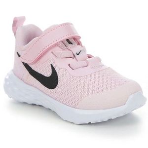 NIKE REVOLUTION 6 SUSTAINABLE RUNNING SHOES SIZE 6